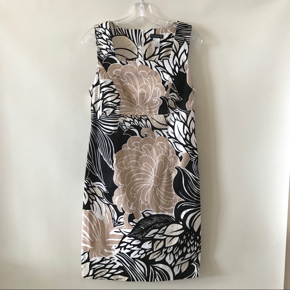 VENUS Knee Length Pattern Sheath Dress - Picture 2 of 7